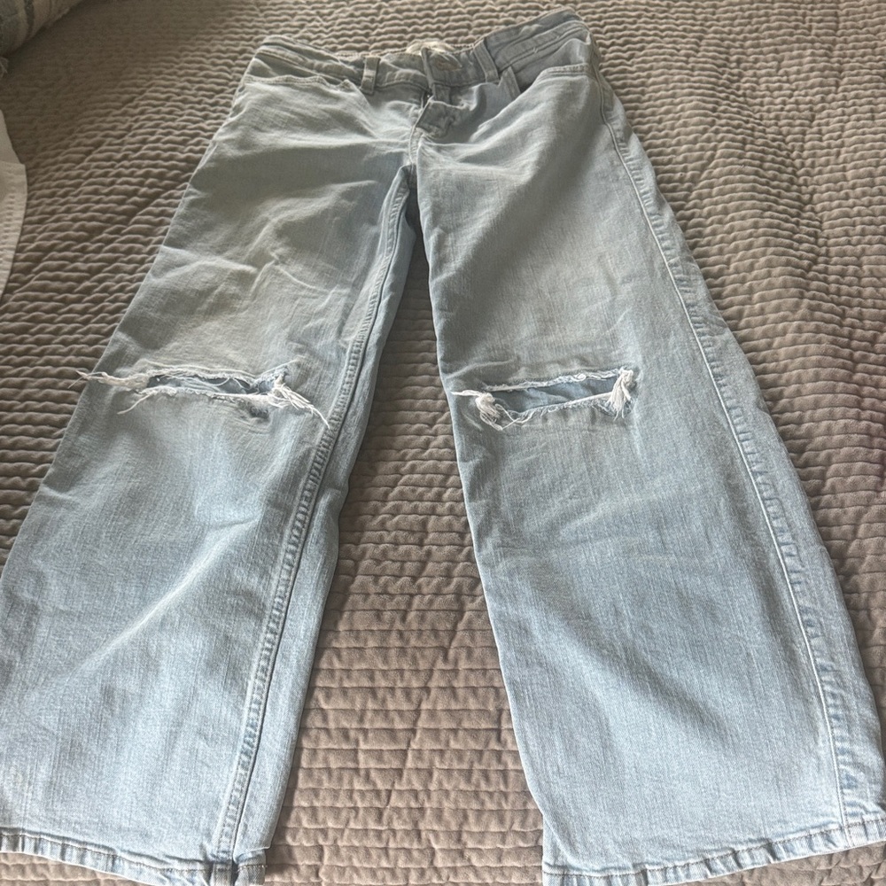 abercrombie kids Light Blue High-Rise Wide Leg Jeans. 13/14 short.